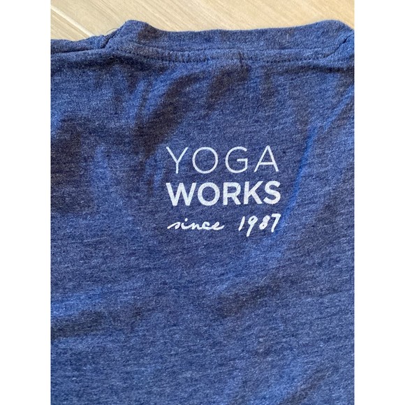 Yoga Works V-neck Tee Shirt XS - Picture 4 of 4